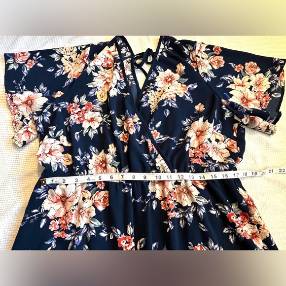 Xhilaration Floral Navy Pink Lightweight Polyester Blend Jumpsuit Women’s XXL - Picture 6 of 16